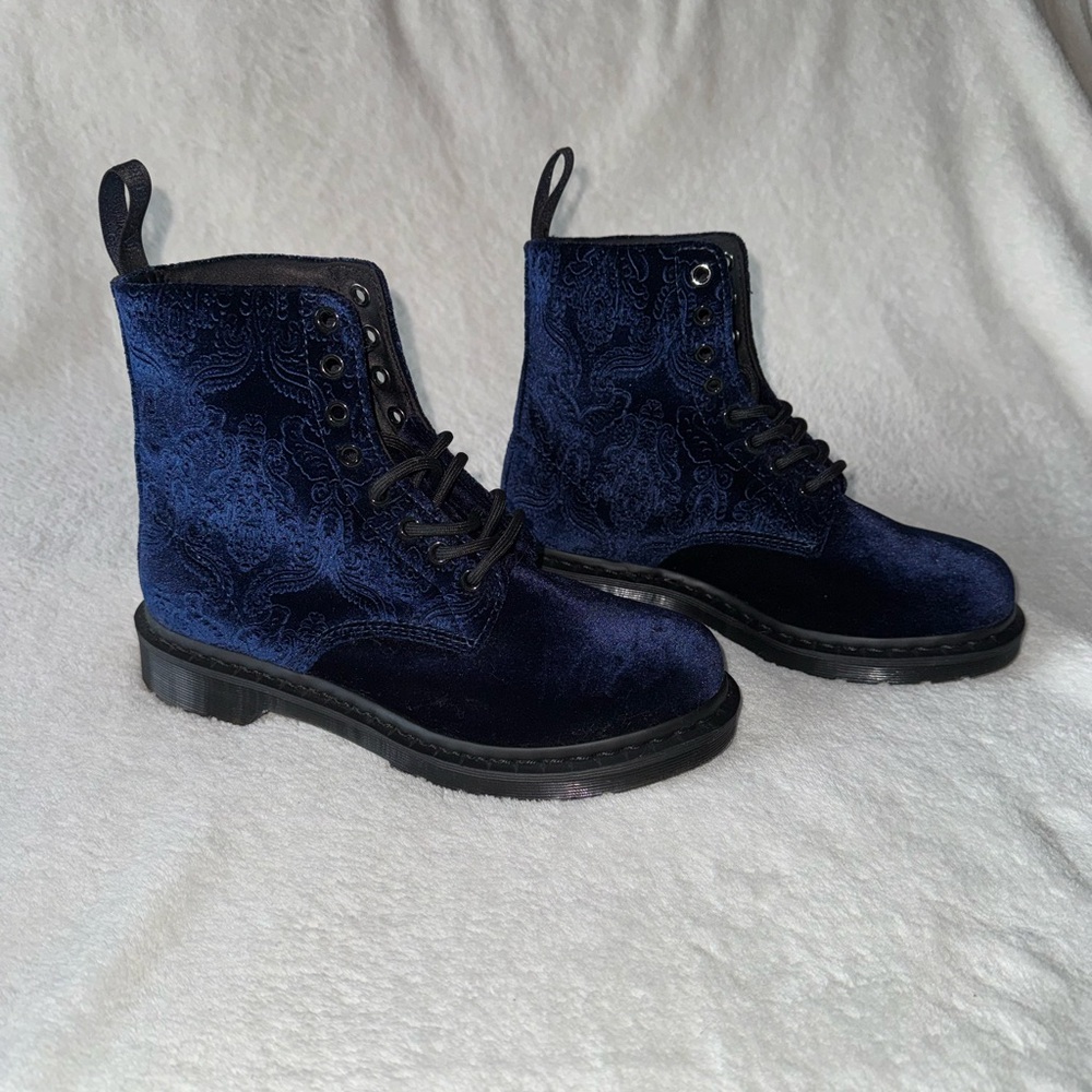 NEW Velvet Embossed Royal Blue 1460 Vegan Dr Martens - Picture 2 of 7